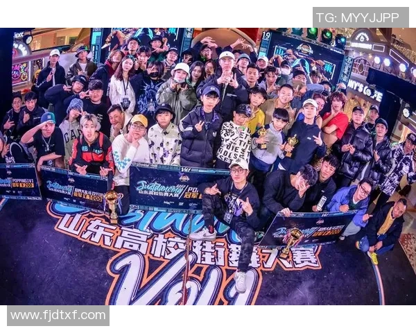 武汉街舞队在全国街舞大赛中的拼搏历程与荣耀时刻回顾